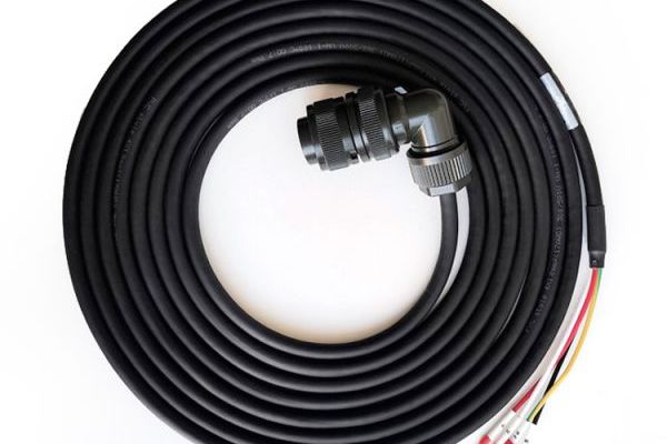 如何正确选择伺服线束的线程